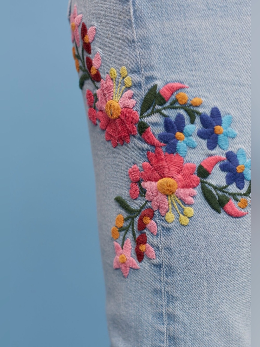 Pilcro and the Letterpress Embroidered Mid Rise Ankle Jeans~ Denim Light - Picture 3 of 4